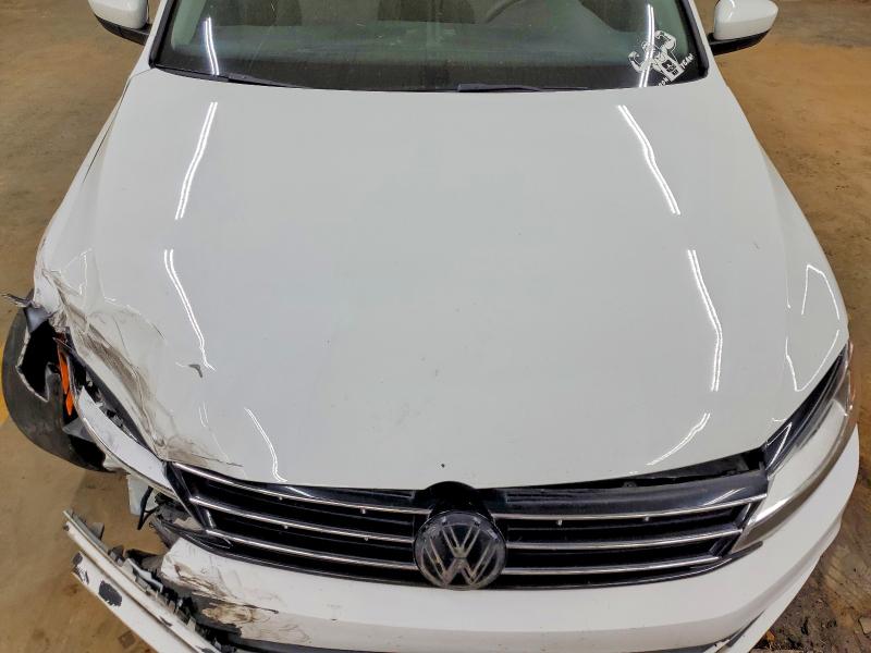 47511756 :رقم المزاد ، 3VW2B7AJ6JM254374 vin ، 2018 Volkswagen Jetta مزاد بيع