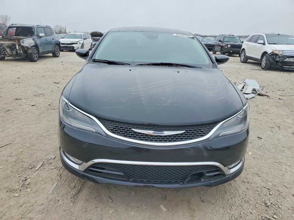 46398066 :رقم المزاد ، 1C3CCCCB7FN554820 vin ، 2015 Chrysler 200 مزاد بيع