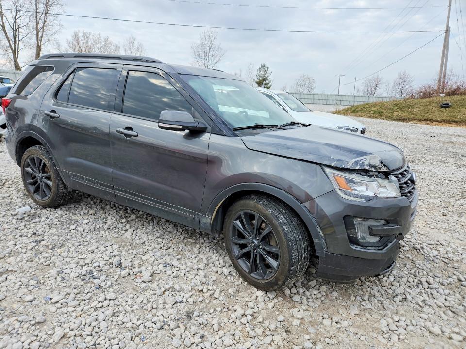 47084956 :رقم المزاد ، 1FM5K8D85HGE35786 vin ، 2017 Ford Explorer مزاد بيع