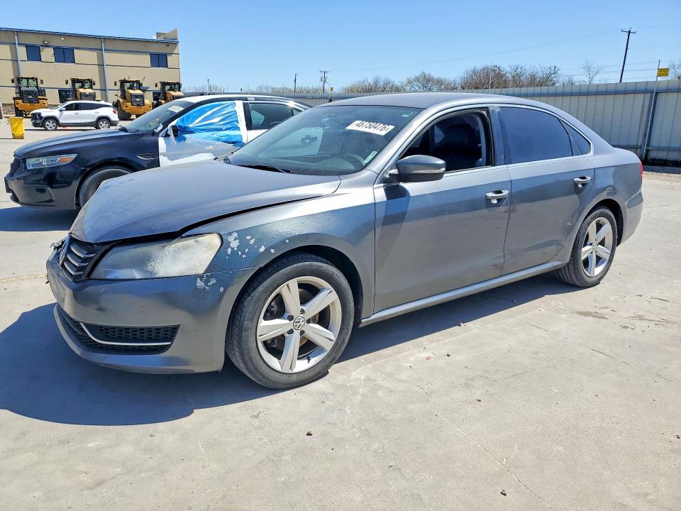 46750476 :رقم المزاد ، 1VWBT7A32FC013581 vin ، 2015 Volkswagen Passat مزاد بيع