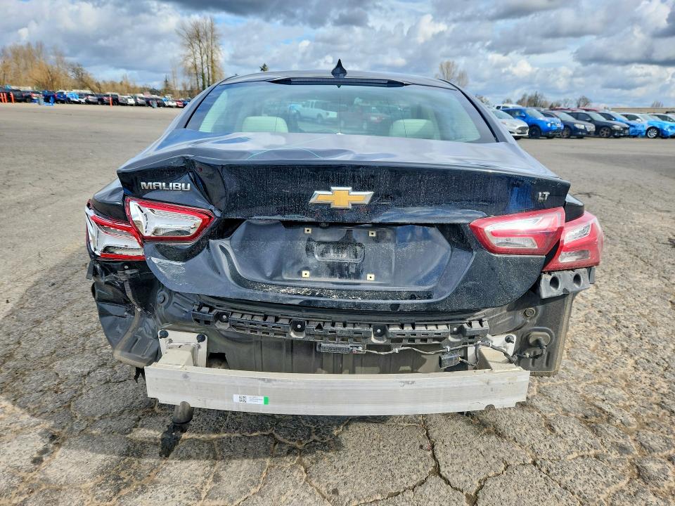 41845146 :رقم المزاد ، 1G1ZD5ST5MF017467 vin ، 2021 Chevrolet Malibu مزاد بيع