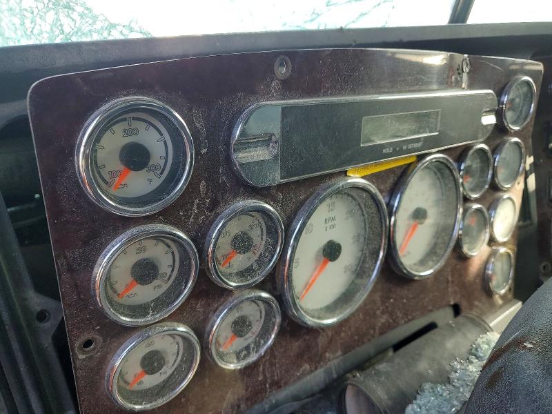 Продажа на аукционе авто 2013 Freigliner 122sd, vin: 1FVHGNDV1DDFB6953, номер лота: 75298105