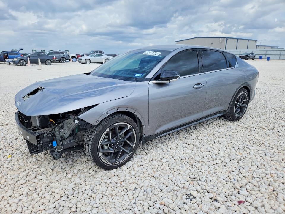 2025 Kia K4 მანქანა იყიდება აუქციონზე, vin: 3KPFW4DE2SE062547, აუქციონის ნომერი: 79961425