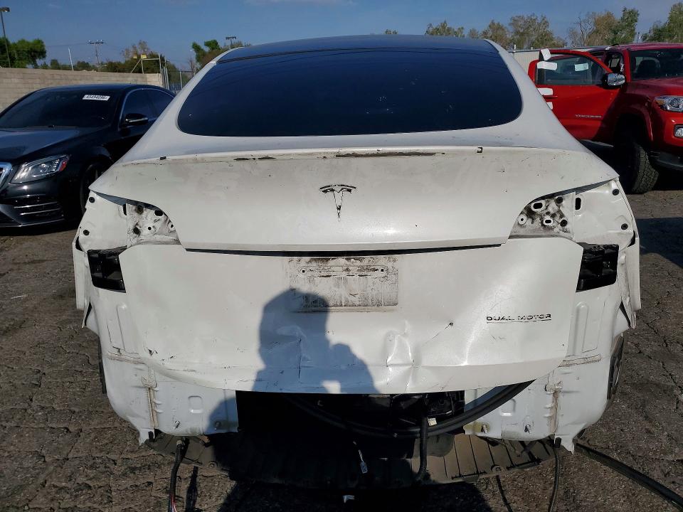 41914036 :رقم المزاد ، 5YJYGDEFXLF013959 vin ، 2020 Tesla Model Y مزاد بيع