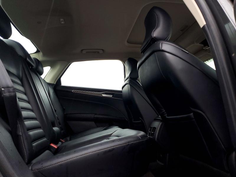 46561526 :رقم المزاد ، 3FA6P0MU7KR155656 vin ، 2019 Ford Fusion مزاد بيع