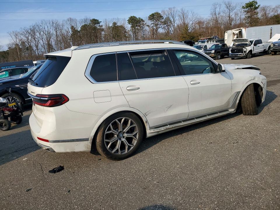 2025 Bmw X7 მანქანა იყიდება აუქციონზე, vin: 5UX23EM02S9X95637, აუქციონის ნომერი: 46186326