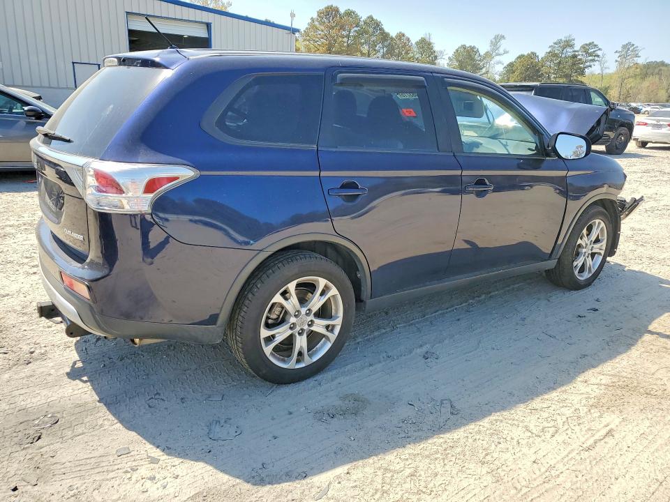 Продаж на аукціоні авто 2015 Mitsubishi Outlander, vin: JA4AZ3A30FZ005508, номер лоту: 47463716