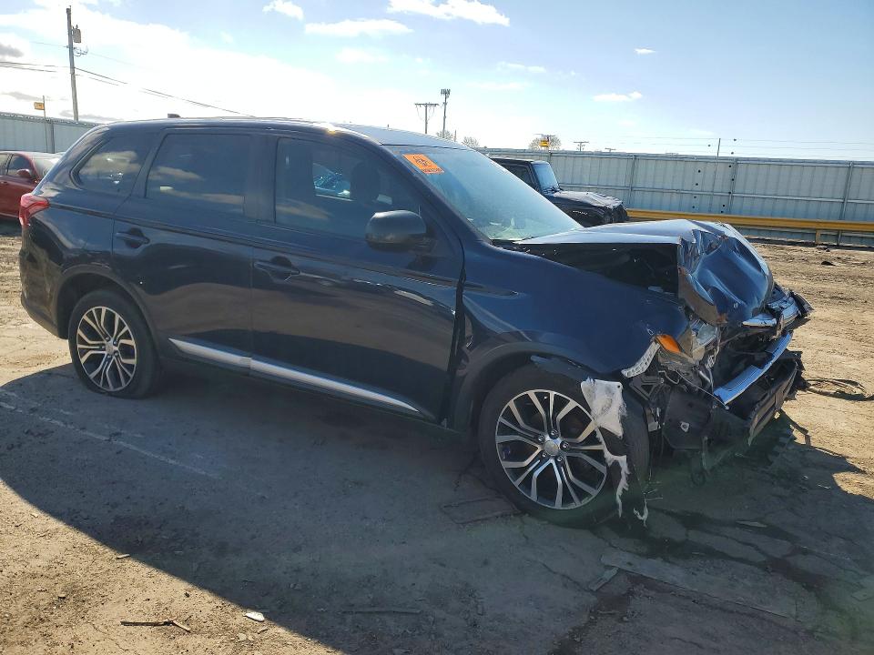 Продаж на аукціоні авто 2018 Mitsubishi Outlander, vin: JA4AZ3A33JJ005235, номер лоту: 46935136