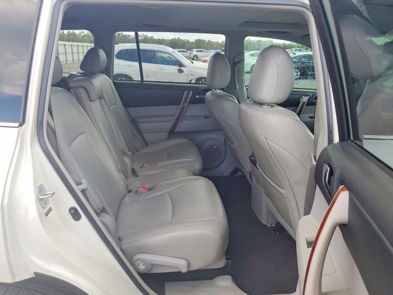 41844456 :رقم المزاد ، 5TDYK3EHXBS044682 vin ، 2011 Toyota Highlander مزاد بيع