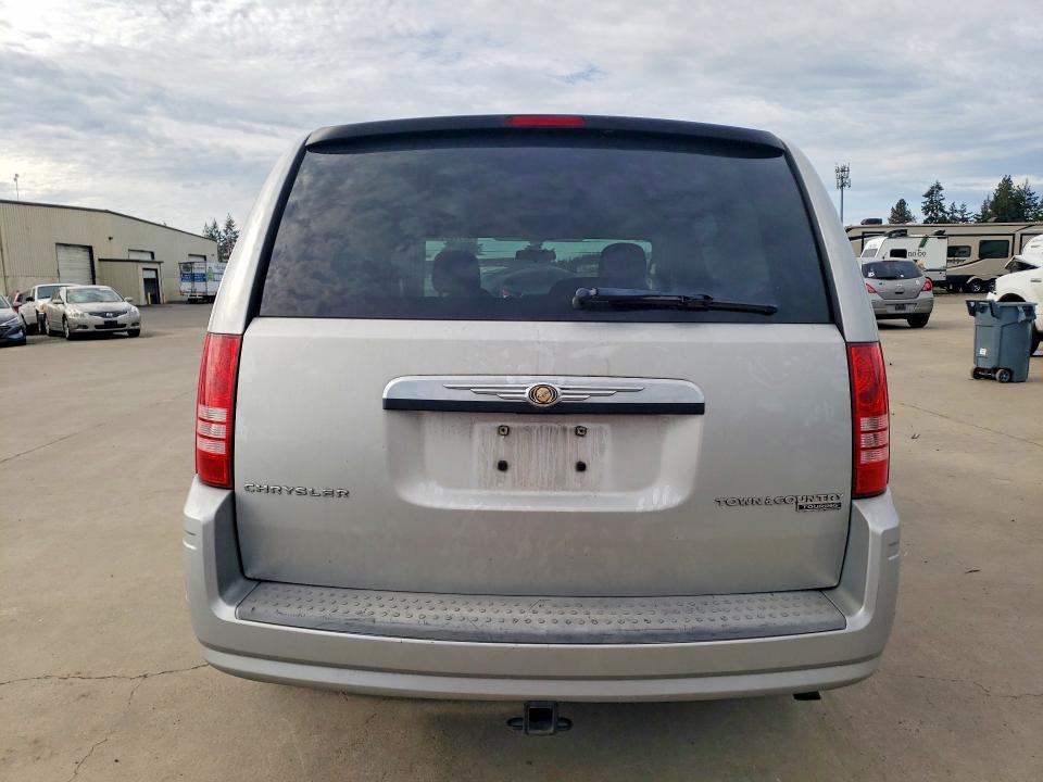 2010 Chrysler Town & Country მანქანა იყიდება აუქციონზე, vin: 2A4RR5D14AR304477, აუქციონის ნომერი: 46902776