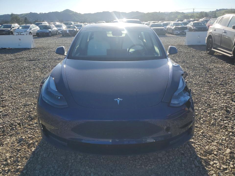2023 Tesla Model 3 მანქანა იყიდება აუქციონზე, vin: 5YJ3E1EAXPF551845, აუქციონის ნომერი: 41835536