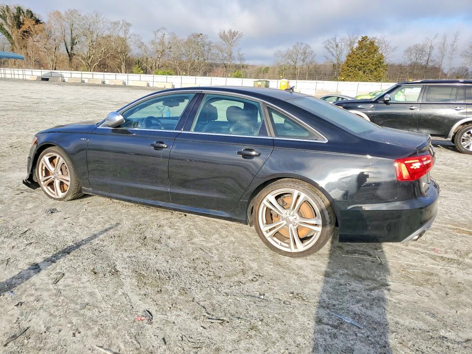 2013 Audi S6 მანქანა იყიდება აუქციონზე, vin: WAUJ2BFC2DN098207, აუქციონის ნომერი: 45463326
