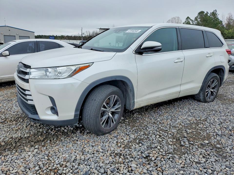 Продаж на аукціоні авто 2018 Toyota Highlander, vin: 5TDZZRFH6JS245866, номер лоту: 41846546
