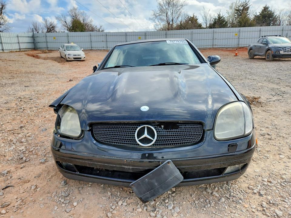Продажа на аукционе авто 1999 Mercedes-benz Slk, vin: WDBKK47F6XF119438, номер лота: 79778785