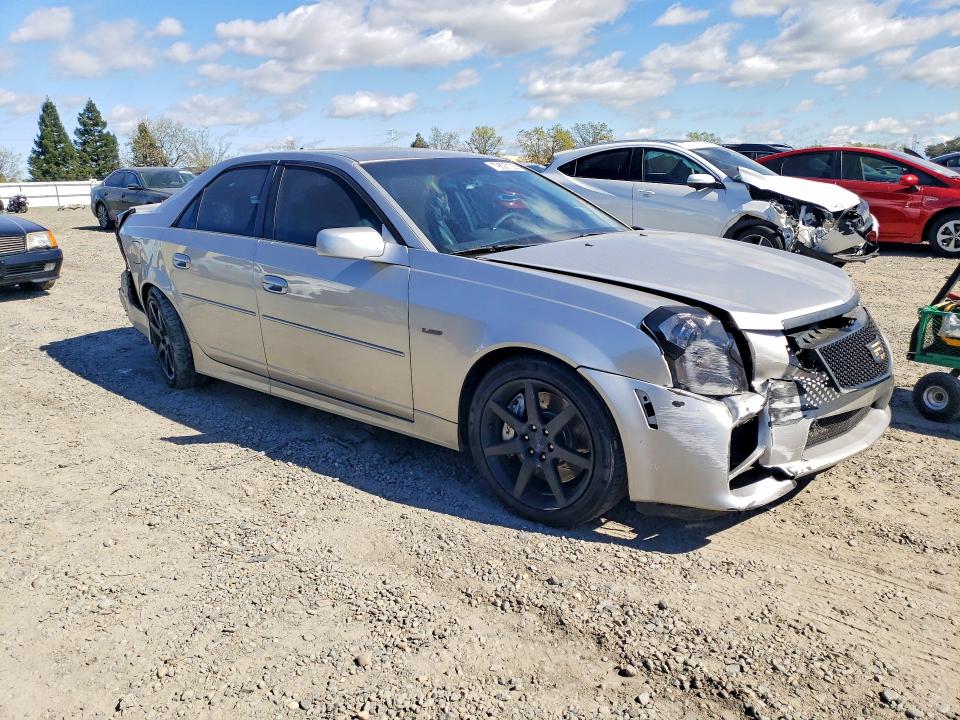 79697105 :رقم المزاد ، 1G6DN57S340175892 vin ، 2004 Cadillac Cts-v مزاد بيع