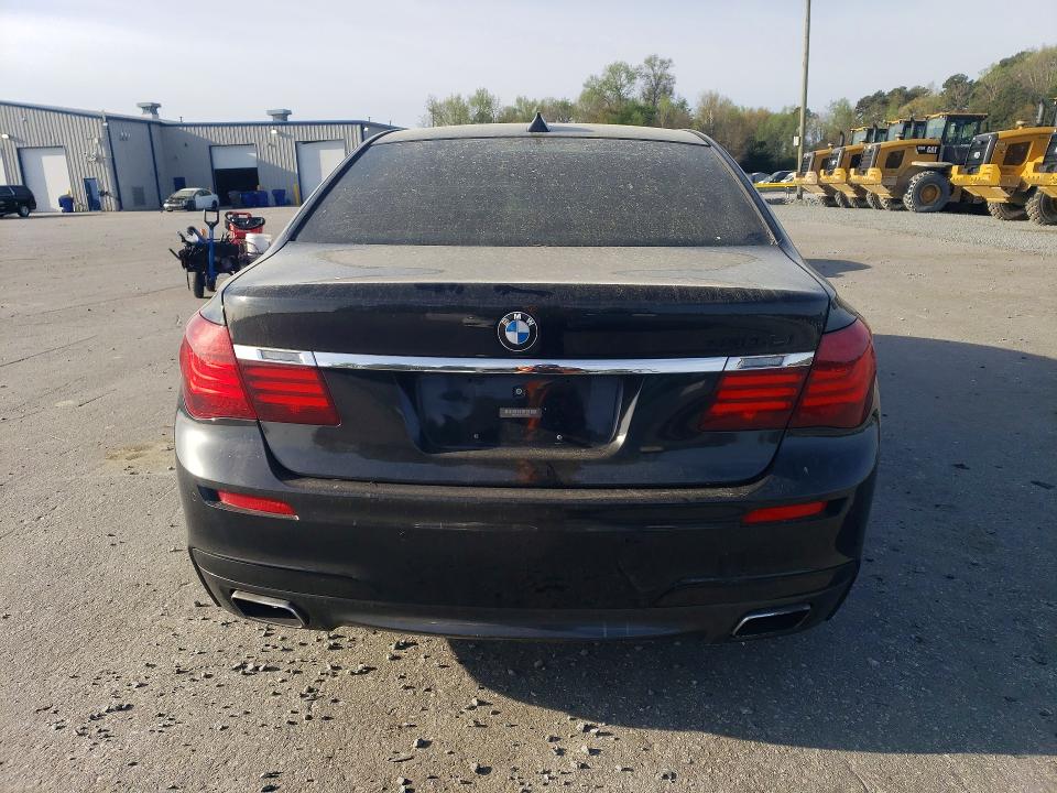 2014 Bmw 750 მანქანა იყიდება აუქციონზე, vin: WBAYE8C59ED135016, აუქციონის ნომერი: 47323266