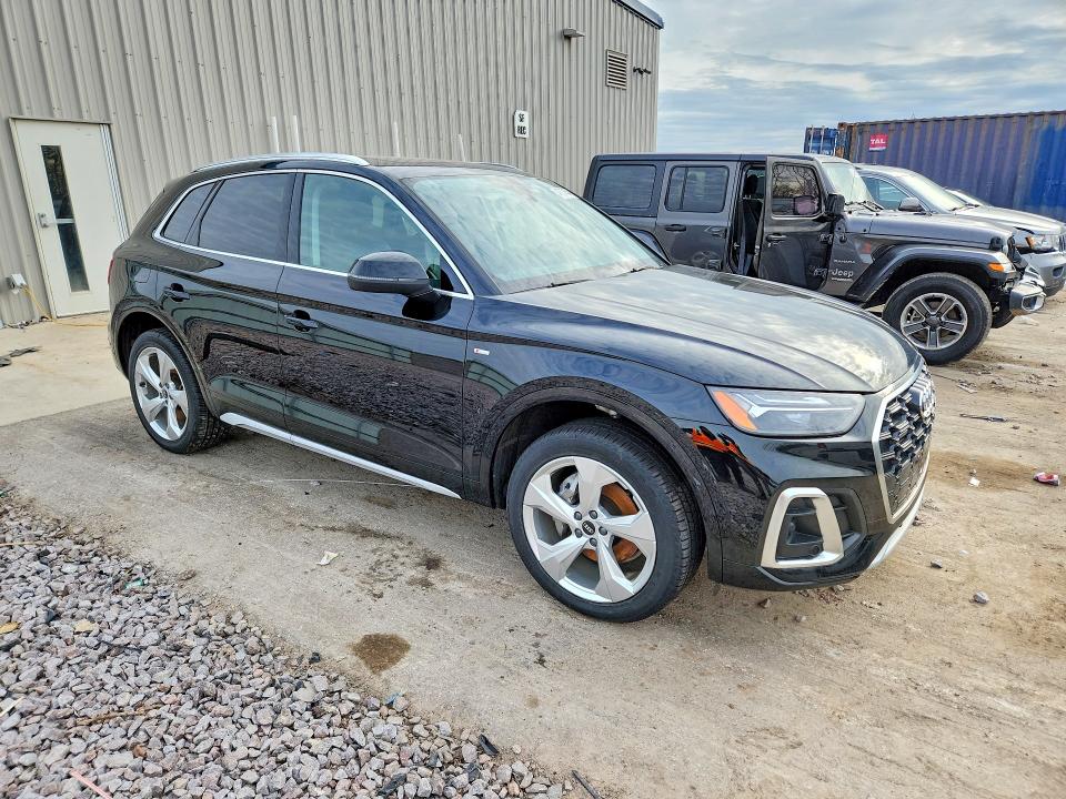 47074546 :رقم المزاد ، WA1EAAFY6N2027683 vin ، 2022 Audi Q5 مزاد بيع