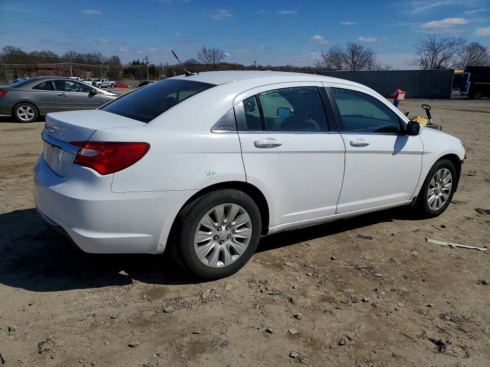 Продаж на аукціоні авто 2013 Chrysler 200, vin: 1C3CCBAB8DN641653, номер лоту: 46372656