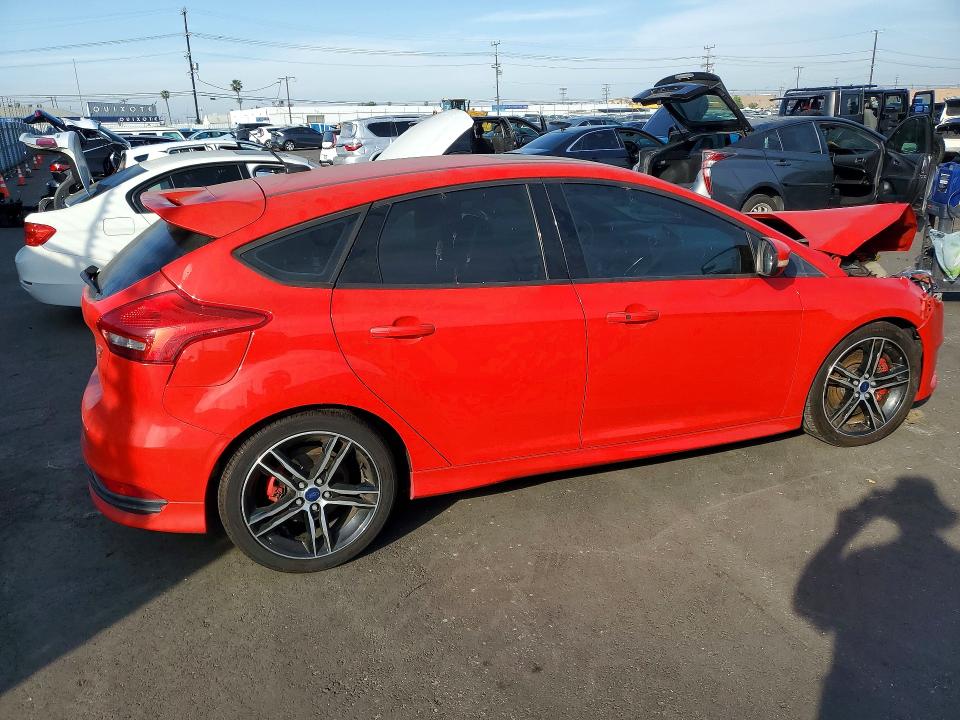 2017 Ford Focus მანქანა იყიდება აუქციონზე, vin: 1FADP3L98HL333717, აუქციონის ნომერი: 47622386