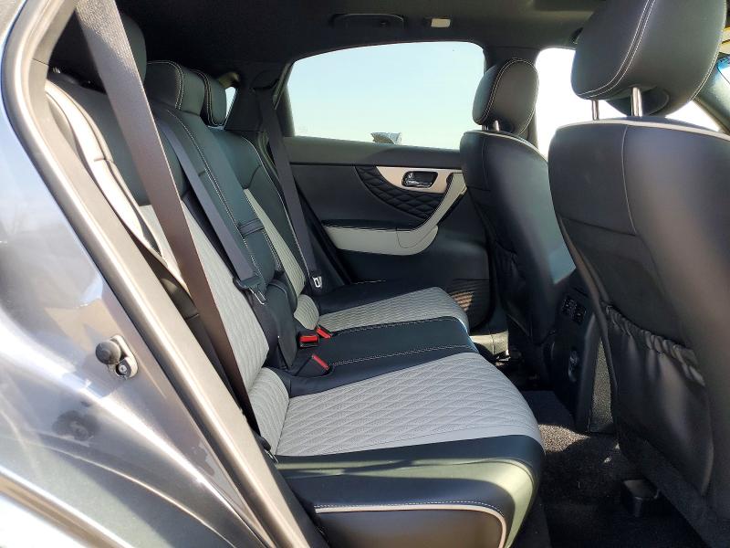 47900636 :رقم المزاد ، JN8CS1MWXHM412205 vin ، 2017 Infiniti Qx70 مزاد بيع