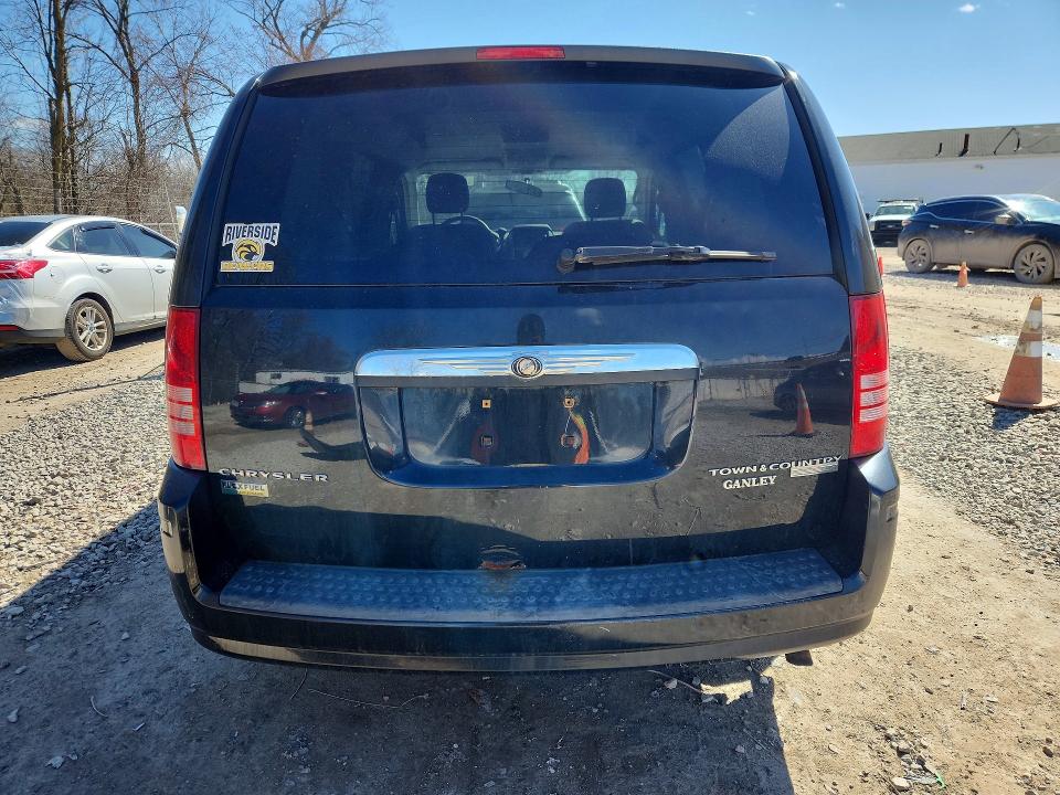 45844806 :رقم المزاد ، 2A4RR4DE0AR141551 vin ، 2010 Chrysler Town And Country مزاد بيع