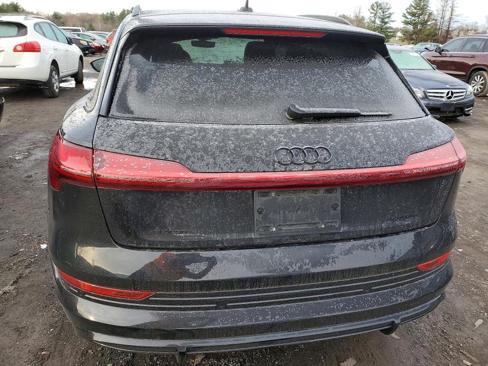 2022 Audi Etrn Chronos მანქანა იყიდება აუქციონზე, vin: WA1VABGE3NB015338, აუქციონის ნომერი: 46033736