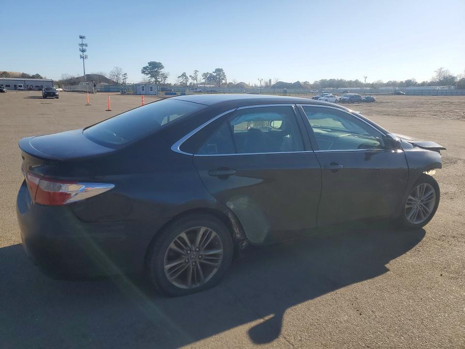 Aukcja sprzedaży 2015 Toyota Camry, vin: 4T1BF1FK7FU002265, numer aukcji: 47307106