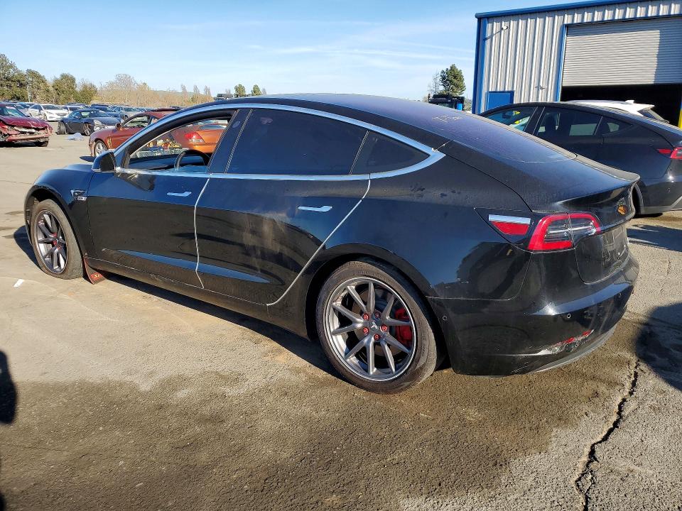 Продаж на аукціоні авто 2018 Tesla Model 3, vin: 5YJ3E1EA9JF025441, номер лоту: 45654406