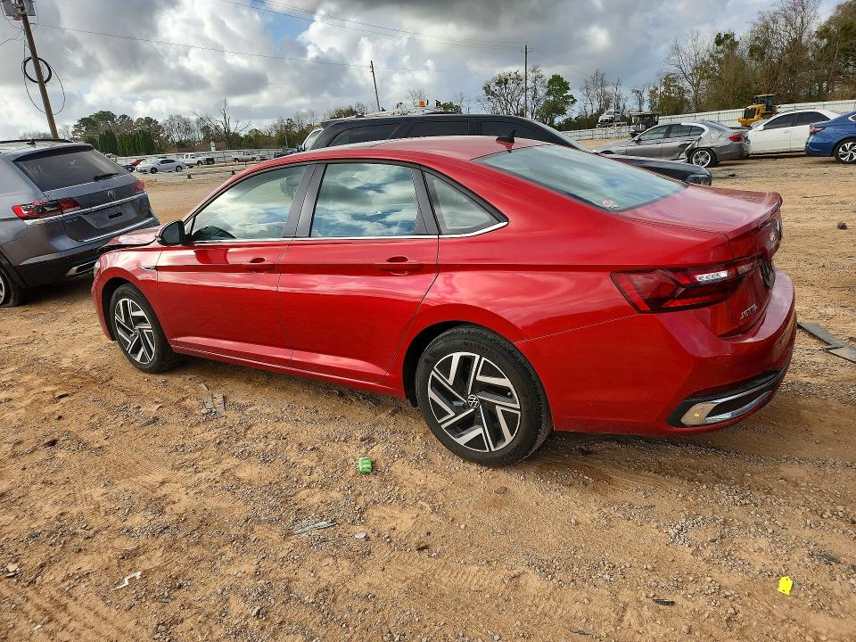 41775956 :رقم المزاد ، 3VWGM7BU9NM030238 vin ، 2022 Volkswagen Jetta مزاد بيع