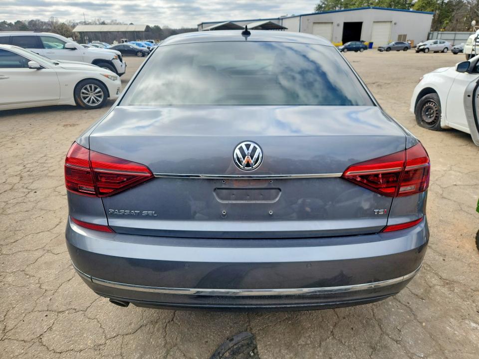 Продаж на аукціоні авто 2017 Volkswagen Passat, vin: 1VWCT7A32HC018108, номер лоту: 79606645