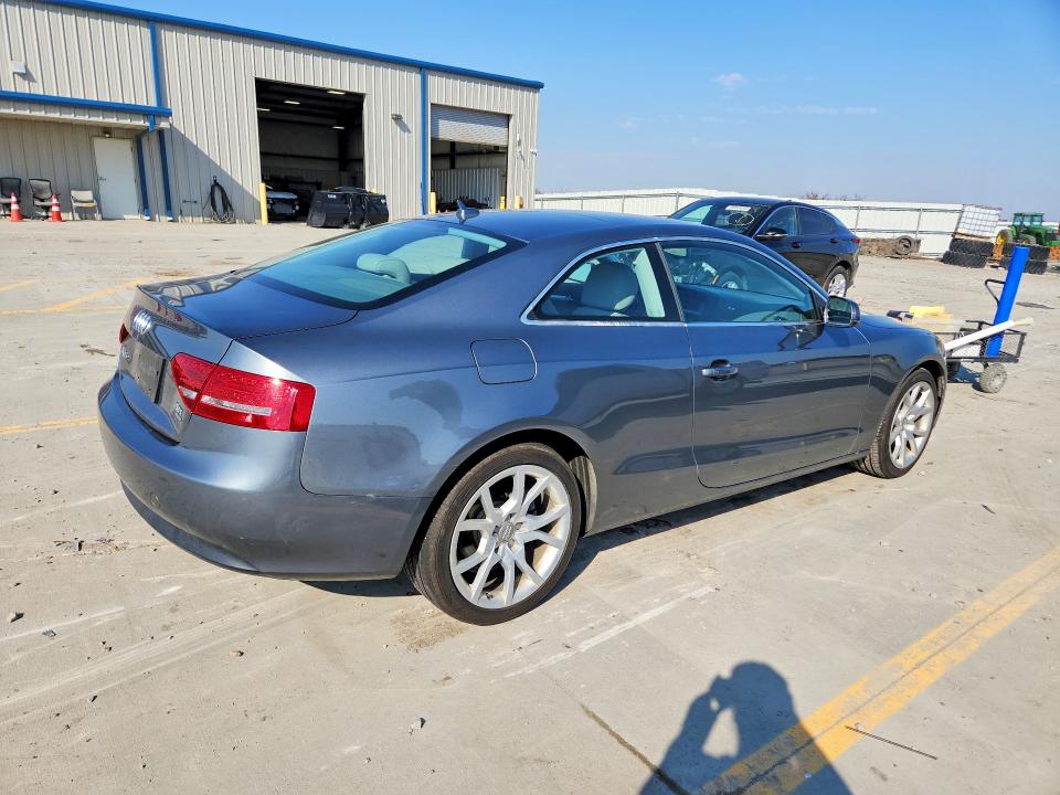2012 Audi A5 მანქანა იყიდება აუქციონზე, vin: WAULFAFRXCA018797, აუქციონის ნომერი: 47007136