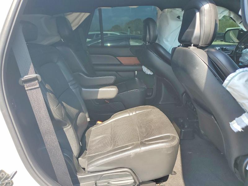 47061996 :رقم المزاد ، 5LMJJ2NT8LEL09764 vin ، 2020 Lincoln Navigator مزاد بيع