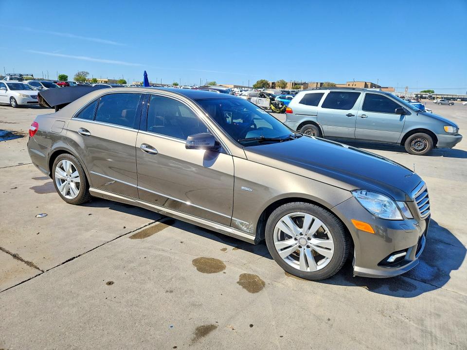 46544846 :رقم المزاد ، WDDHF2EB1BA445163 vin ، 2011 Mercedes-benz E مزاد بيع