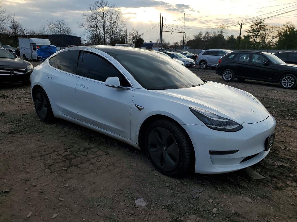 2018 Tesla Model 3 მანქანა იყიდება აუქციონზე, vin: 5YJ3E1EB7JF073853, აუქციონის ნომერი: 48099616