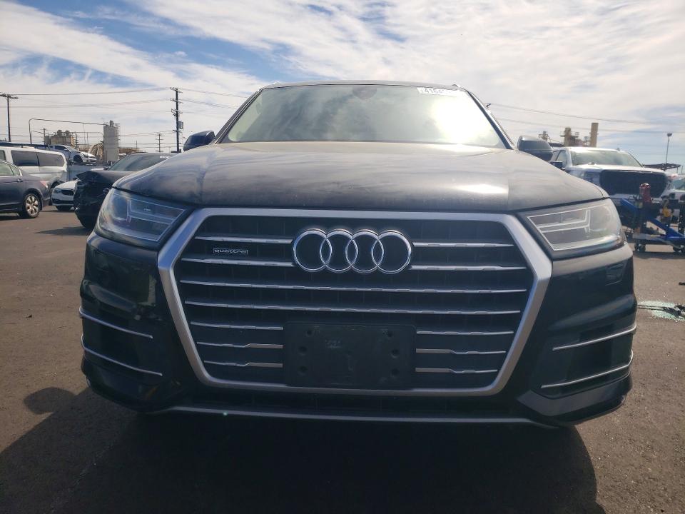 Продаж на аукціоні авто 2018 Audi Q7, vin: WA1LHAF70JD040731, номер лоту: 41645206