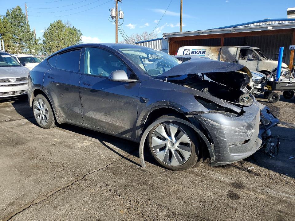 47653126 :رقم المزاد ، 7SAYGDEE3PF864985 vin ، 2023 Tesla Model Y مزاد بيع