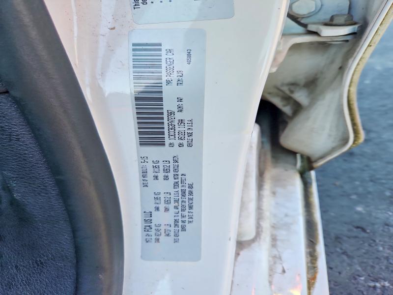 Продажа на аукционе авто 2015 Chrysler 200, vin: 1C3CCCBG3FN727987, номер лота: 47924916