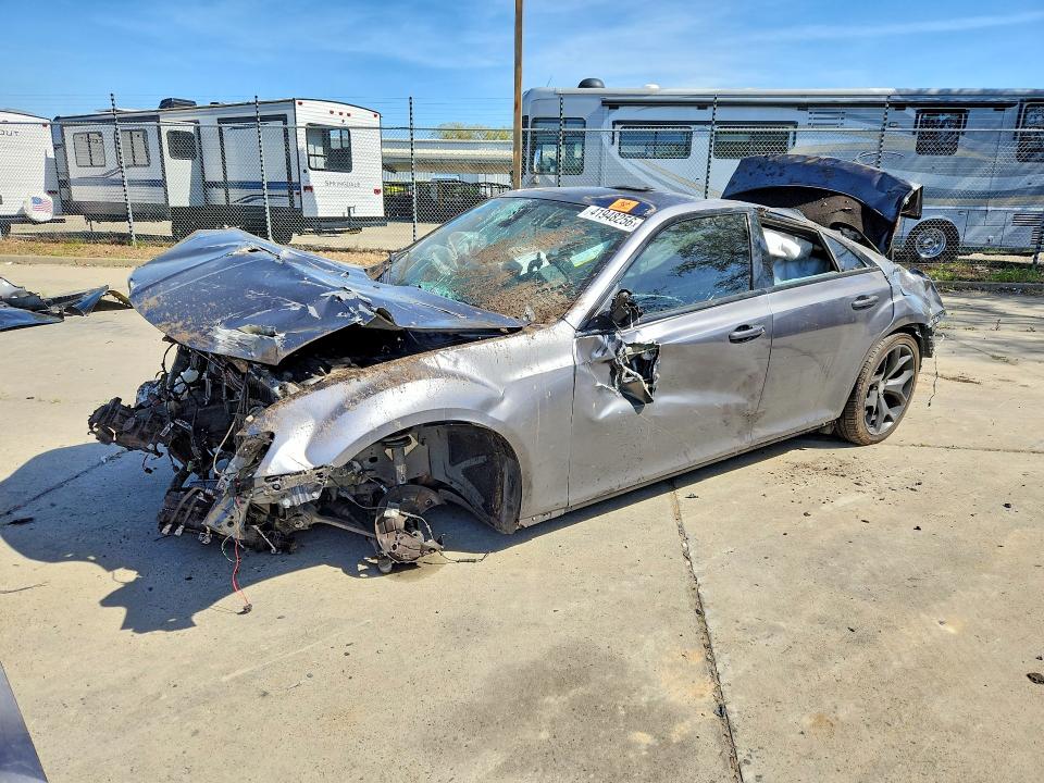 Продажа на аукционе авто 2019 Chrysler 300, vin: 2C3CCABG2KH590239, номер лота: 41948256