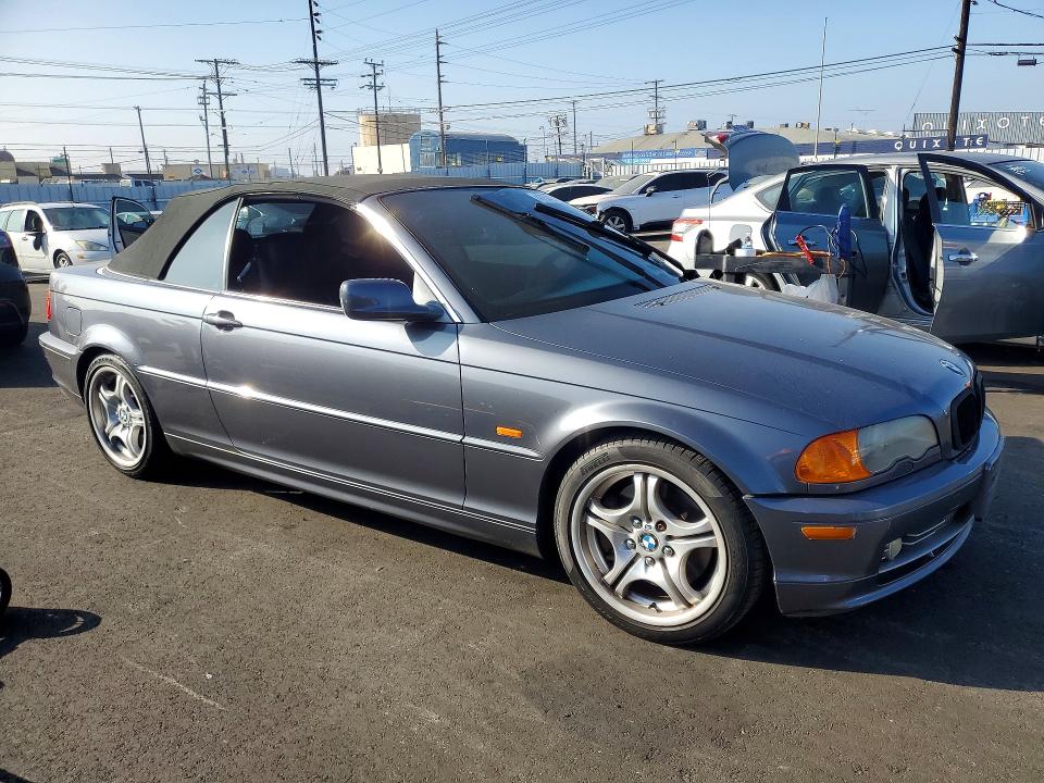 47542126 :رقم المزاد ، WBABS53411JU85756 vin ، 2001 Bmw 330 مزاد بيع