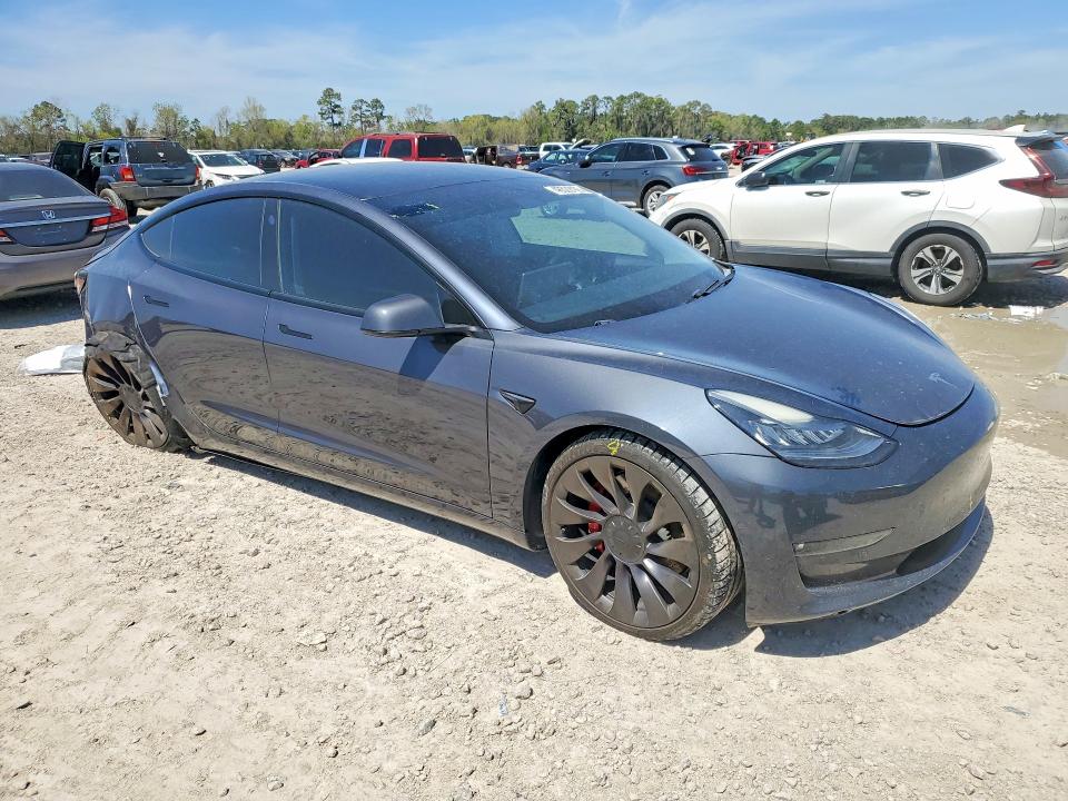 46522426 :رقم المزاد ، 5YJ3E1EC0MF860690 vin ، 2021 Tesla Model 3 مزاد بيع