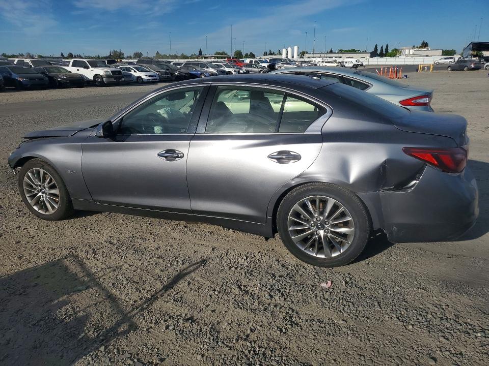 47590036 :رقم المزاد ، JN1EV7APXJM356156 vin ، 2018 Infiniti Q50 مزاد بيع