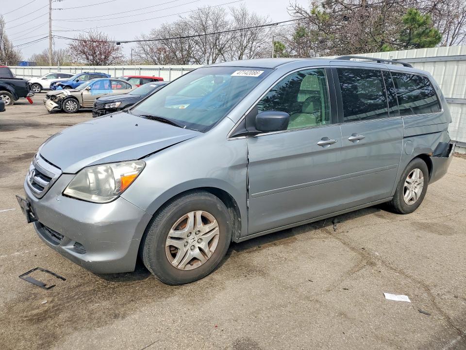 47142086 :رقم المزاد ، 5FNRL38427B096099 vin ، 2007 Honda Odyssey مزاد بيع