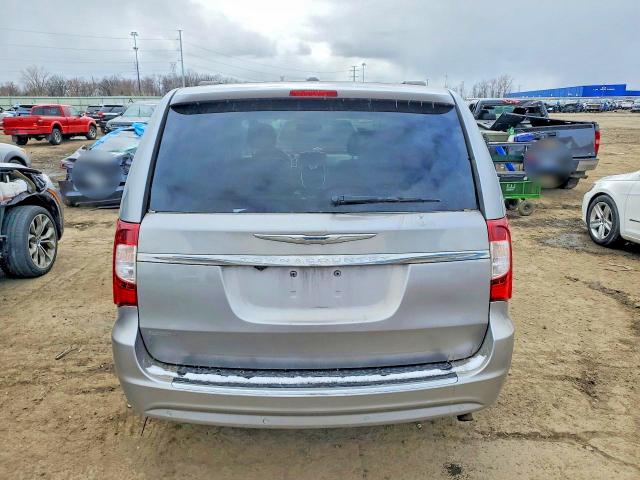 45951416 :رقم المزاد ، 2C4RC1CG3DR758097 vin ، 2013 Chrysler Town & Country مزاد بيع