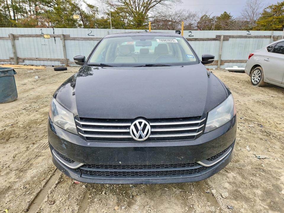 Продажа на аукционе авто 2013 Volkswagen Passat, vin: 1VWBH7A35DC024539, номер лота: 78983925