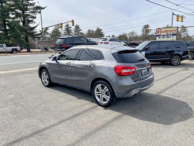 46932046 :رقم المزاد ، WDCTG4EB0JJ442812 vin ، 2018 Mercedes-benz Gla مزاد بيع
