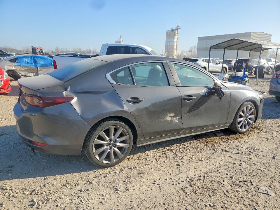 45932856 :رقم المزاد ، 3MZBPACL4LM131396 vin ، 2020 Mazda 3 مزاد بيع