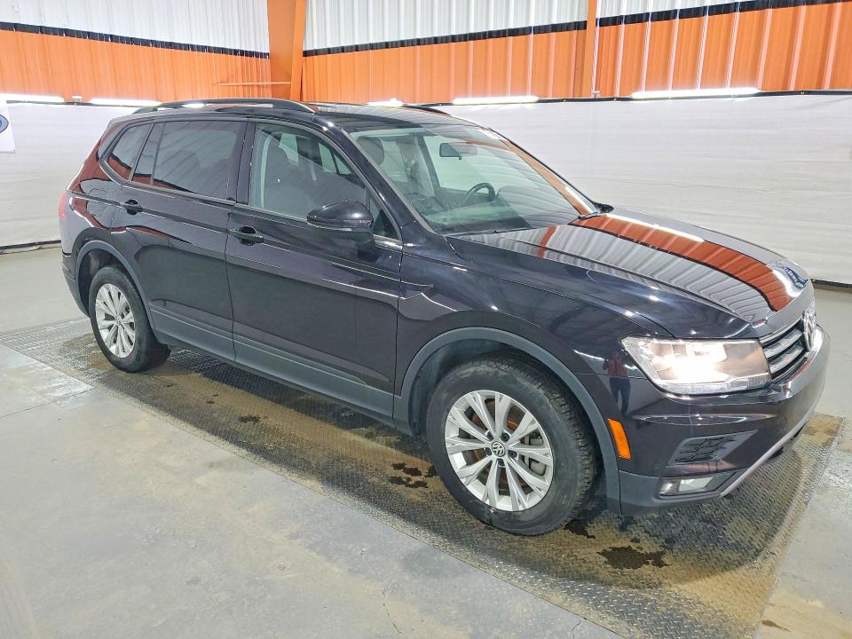 Продажа на аукционе авто 2018 Volkswagen Tiguan, vin: 3VV0B7AX0JM157381, номер лота: 46657186