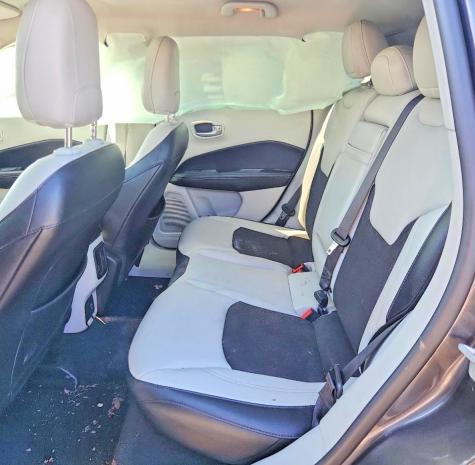 45622296 :رقم المزاد ، 3C4NJDBB6JT139093 vin ، 2018 Jeep Compass مزاد بيع