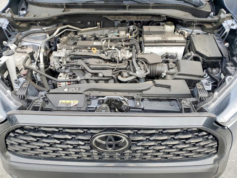 Продажа на аукционе авто 2022 Toyota Corolla Cross, vin: 7MUAAAAG2NV033689, номер лота: 46295886