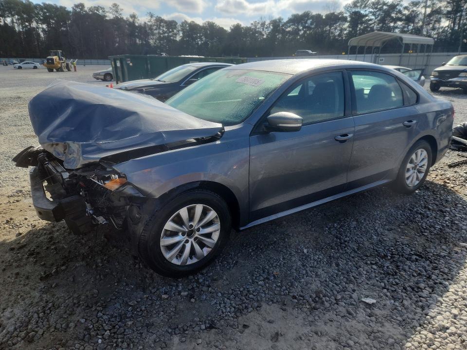 2013 Volkswagen Passat მანქანა იყიდება აუქციონზე, vin: 1VWAH7A35DC120201, აუქციონის ნომერი: 79641205